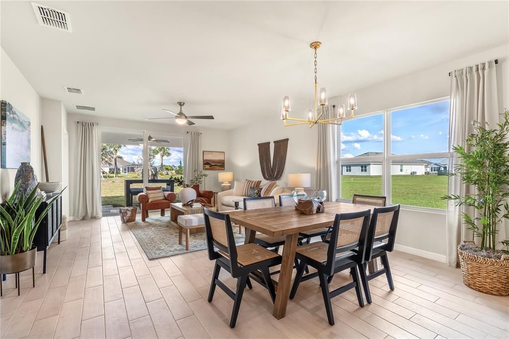 For Sale: $293,920 (2 beds, 2 baths, 1503 Square Feet)