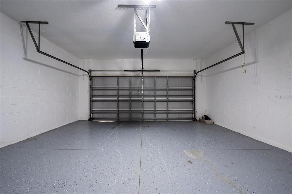 For Sale: $560,000 (5 beds, 3 baths, 2268 Square Feet)