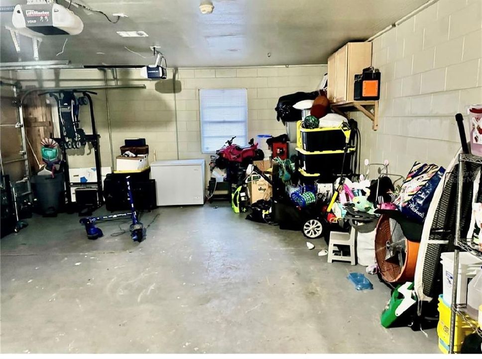 На продажу: $400,000 (3 спален, 2 ванн, 1350 Квадратных фут)