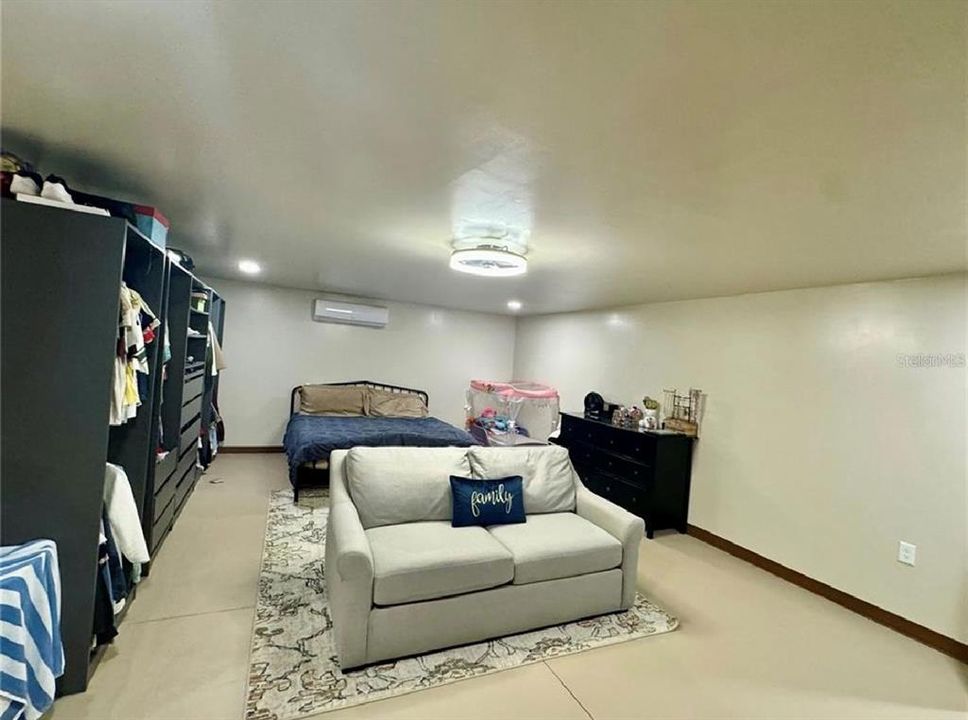 На продажу: $400,000 (3 спален, 2 ванн, 1350 Квадратных фут)