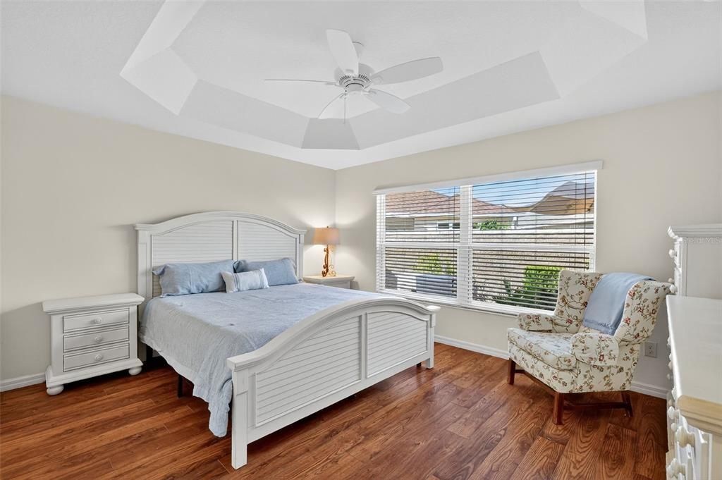 Active With Contract: $425,000 (3 beds, 2 baths, 1635 Square Feet)