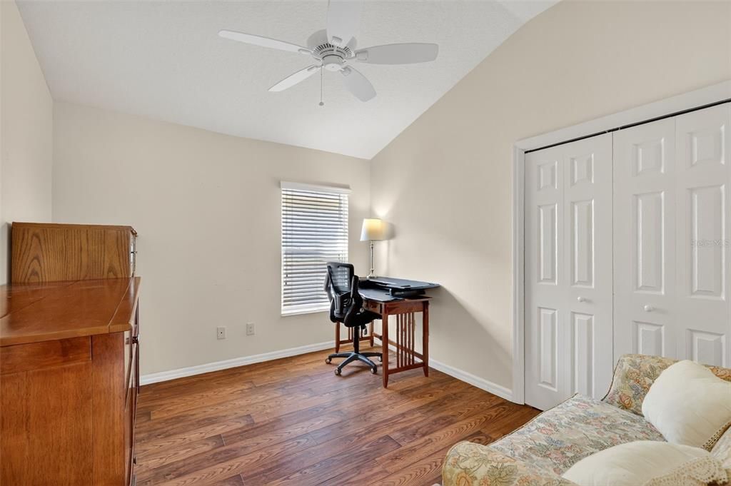 Active With Contract: $425,000 (3 beds, 2 baths, 1635 Square Feet)