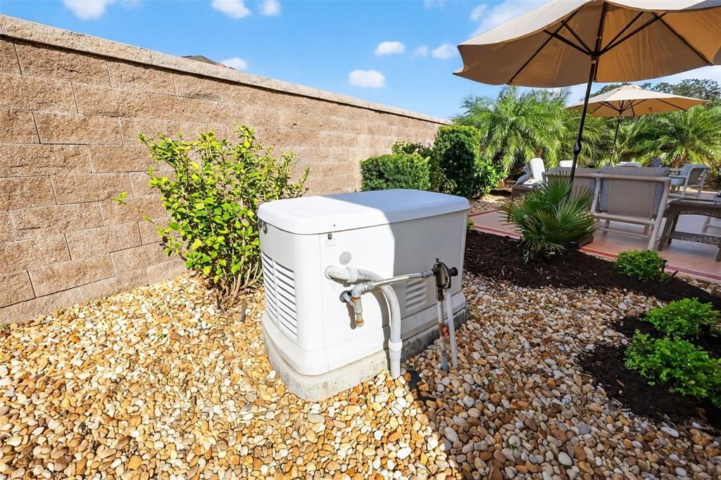 Active With Contract: $425,000 (3 beds, 2 baths, 1635 Square Feet)