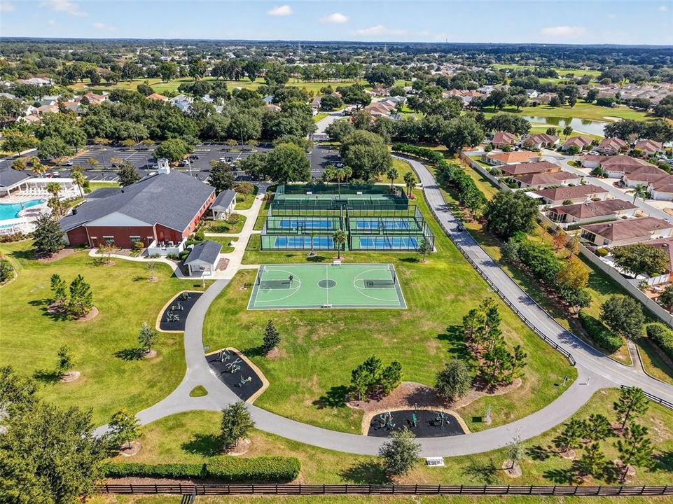 Active With Contract: $425,000 (3 beds, 2 baths, 1635 Square Feet)