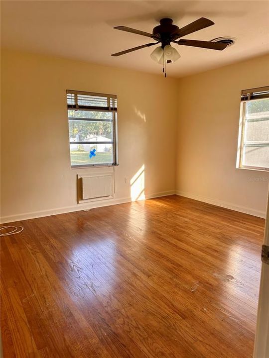 For Rent: $1,850 (2 beds, 2 baths, 1296 Square Feet)