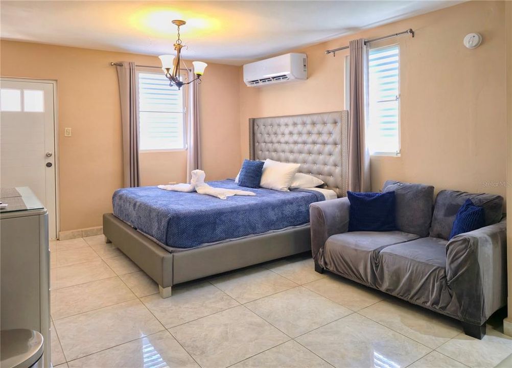 待售: $975,000 (5 贝兹, 6 浴室, 3000 平方英尺)