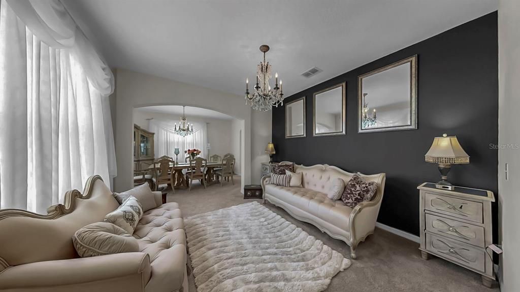 На продажу: $625,000 (5 спален, 3 ванн, 3711 Квадратных фут)