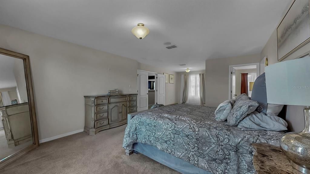 На продажу: $625,000 (5 спален, 3 ванн, 3711 Квадратных фут)