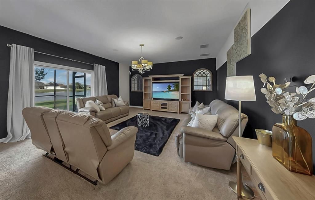 На продажу: $625,000 (5 спален, 3 ванн, 3711 Квадратных фут)