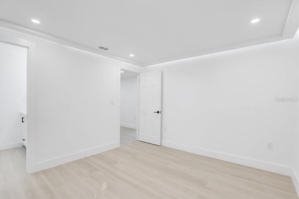 Activo con contrato: $360,000 (3 camas, 2 baños, 1193 Pies cuadrados)