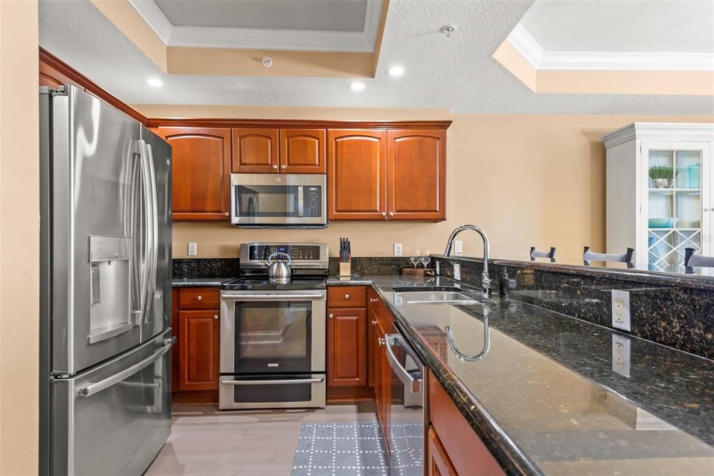 Active With Contract: $599,000 (3 beds, 3 baths, 1980 Square Feet)