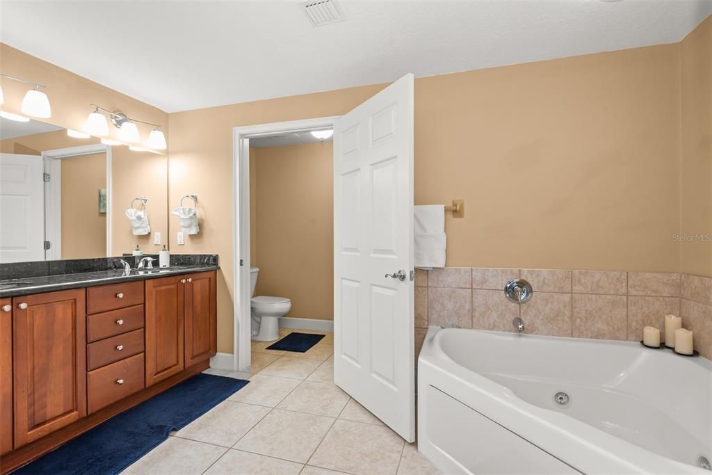 Active With Contract: $599,000 (3 beds, 3 baths, 1980 Square Feet)