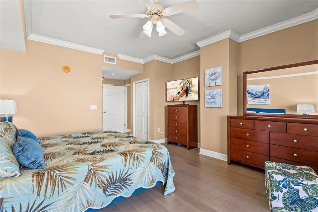 Active With Contract: $599,000 (3 beds, 3 baths, 1980 Square Feet)