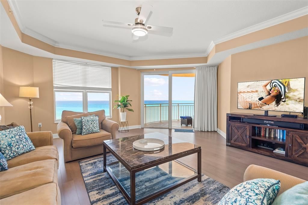 Active With Contract: $599,000 (3 beds, 3 baths, 1980 Square Feet)