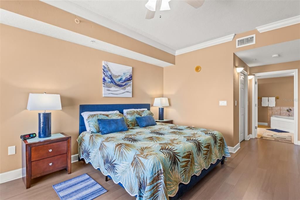 Active With Contract: $599,000 (3 beds, 3 baths, 1980 Square Feet)