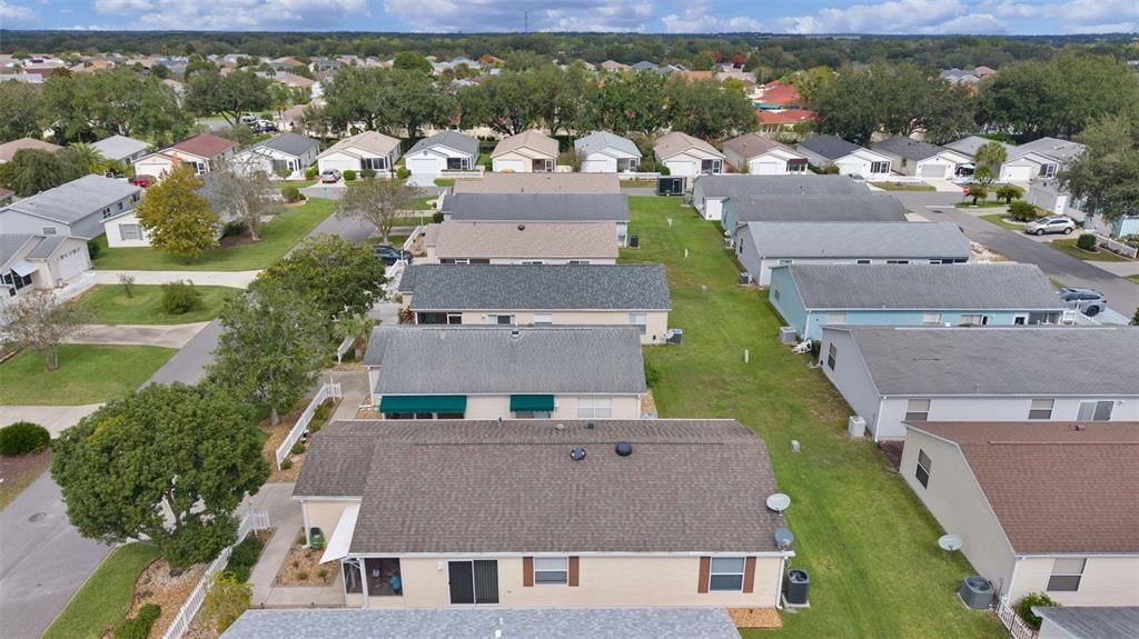 En Venta: $281,000 (2 camas, 2 baños, 1121 Pies cuadrados)