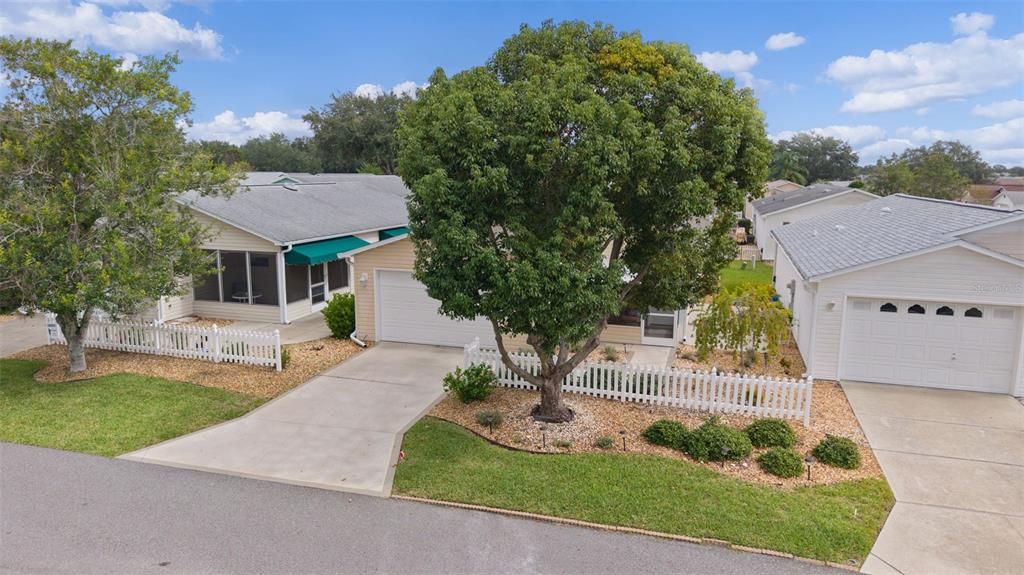 En Venta: $281,000 (2 camas, 2 baños, 1121 Pies cuadrados)