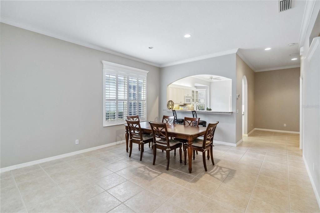 待售: $379,000 (3 贝兹, 2 浴室, 1977 平方英尺)