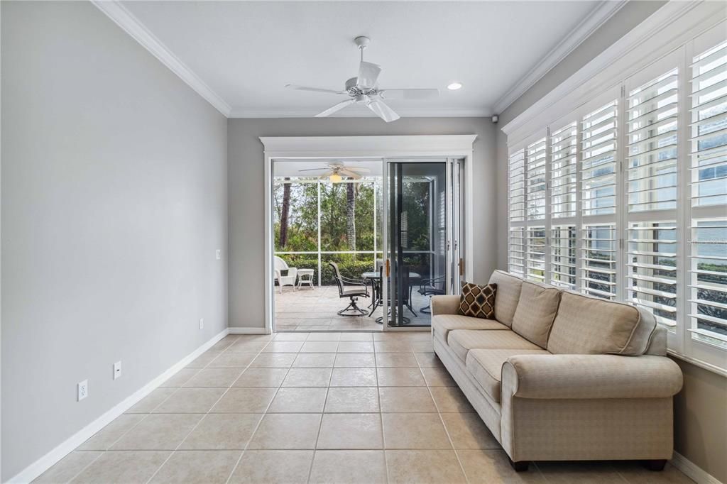 待售: $379,000 (3 贝兹, 2 浴室, 1977 平方英尺)