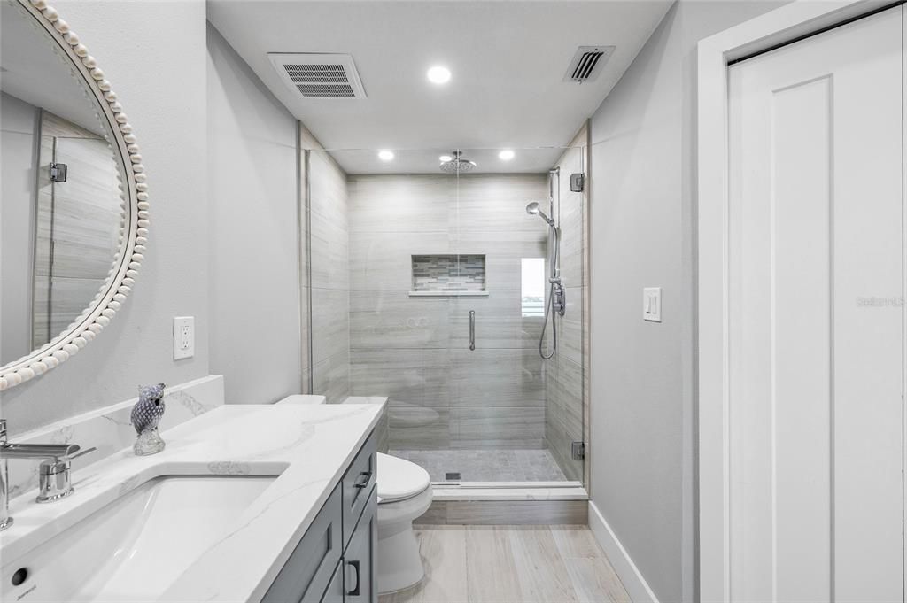 For Sale: $799,000 (2 beds, 2 baths, 1265 Square Feet)