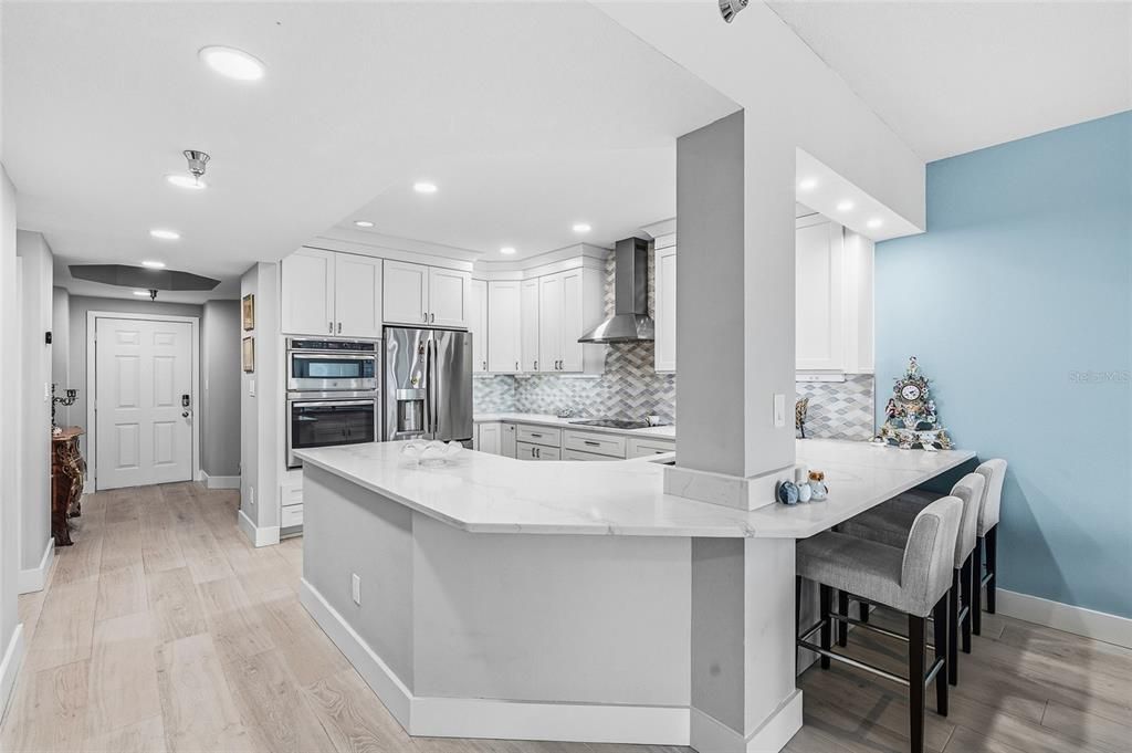 For Sale: $799,000 (2 beds, 2 baths, 1265 Square Feet)