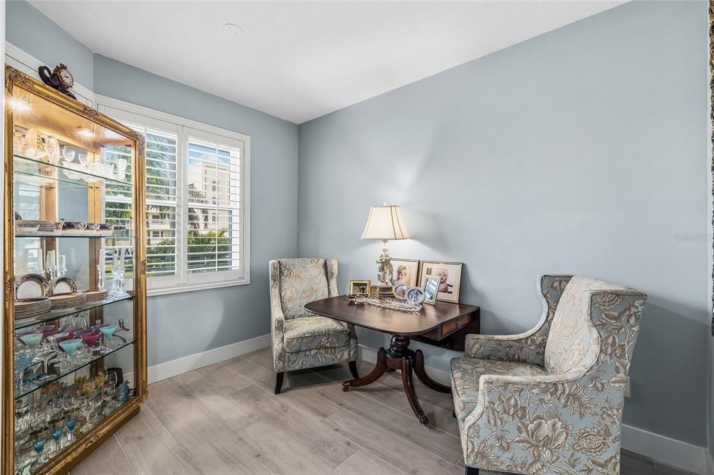 For Sale: $799,000 (2 beds, 2 baths, 1265 Square Feet)