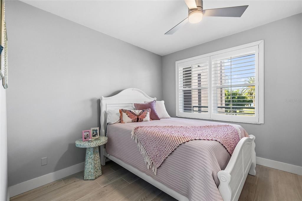 For Sale: $799,000 (2 beds, 2 baths, 1265 Square Feet)