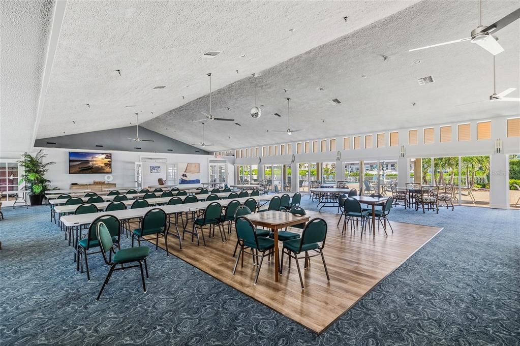 For Sale: $799,000 (2 beds, 2 baths, 1265 Square Feet)