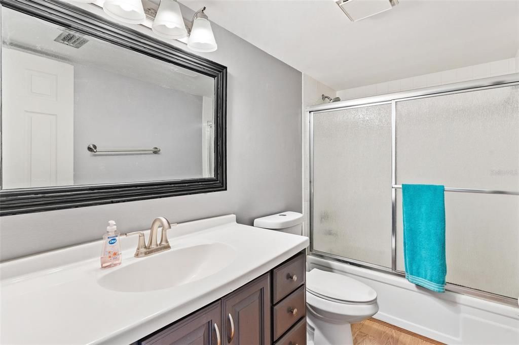 En Venta: $275,000 (3 camas, 2 baños, 1209 Pies cuadrados)