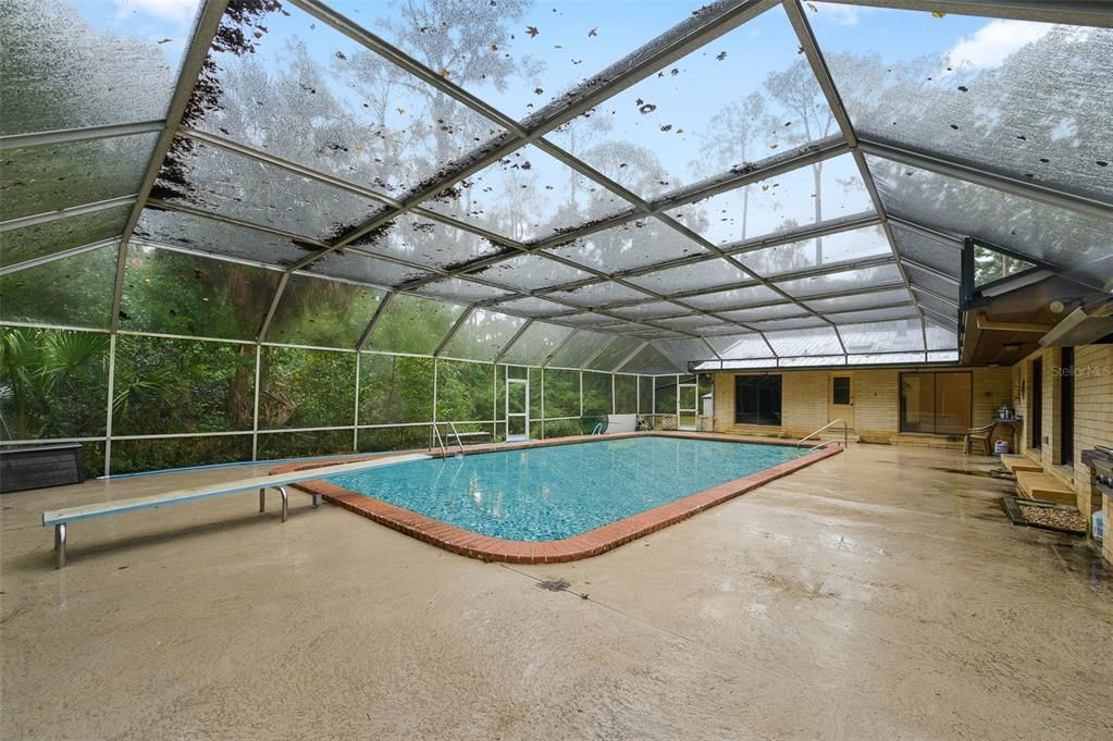 For Sale: $450,000 (4 beds, 2 baths, 2539 Square Feet)