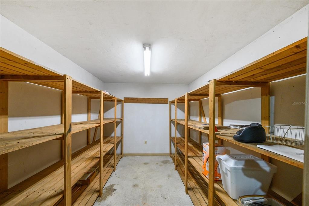 For Sale: $450,000 (4 beds, 2 baths, 2539 Square Feet)