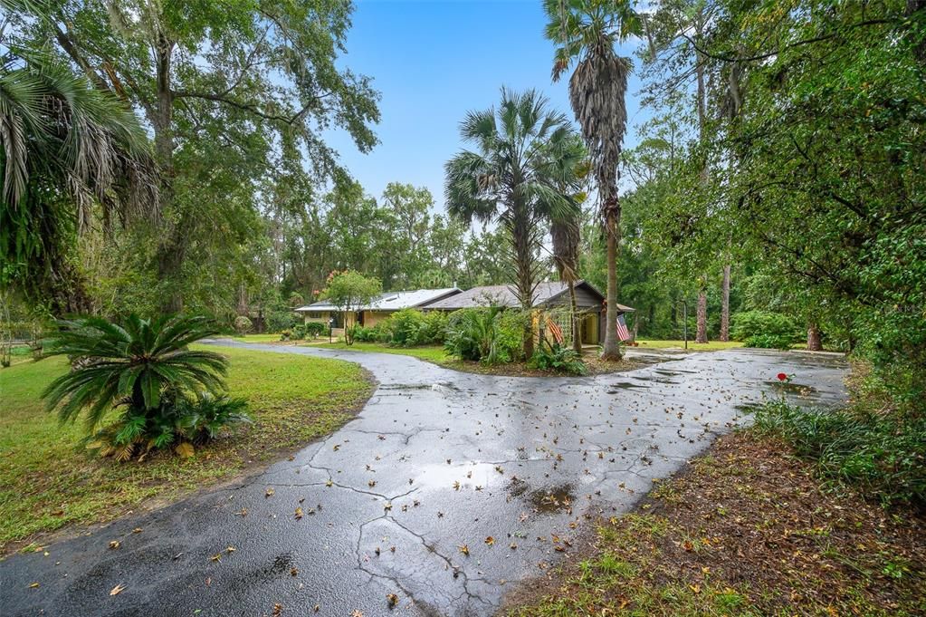 For Sale: $450,000 (4 beds, 2 baths, 2539 Square Feet)