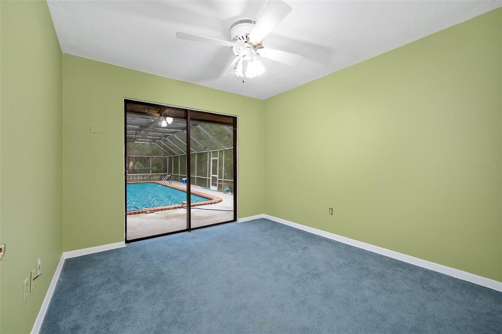 For Sale: $450,000 (4 beds, 2 baths, 2539 Square Feet)