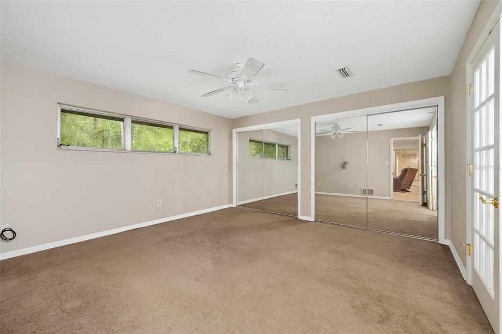 For Sale: $450,000 (4 beds, 2 baths, 2539 Square Feet)