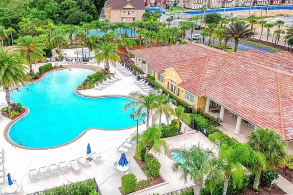 For Sale: $340,000 (3 beds, 2 baths, 1427 Square Feet)