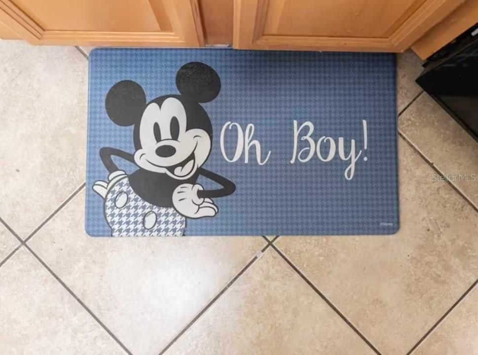 For Sale: $340,000 (3 beds, 2 baths, 1427 Square Feet)