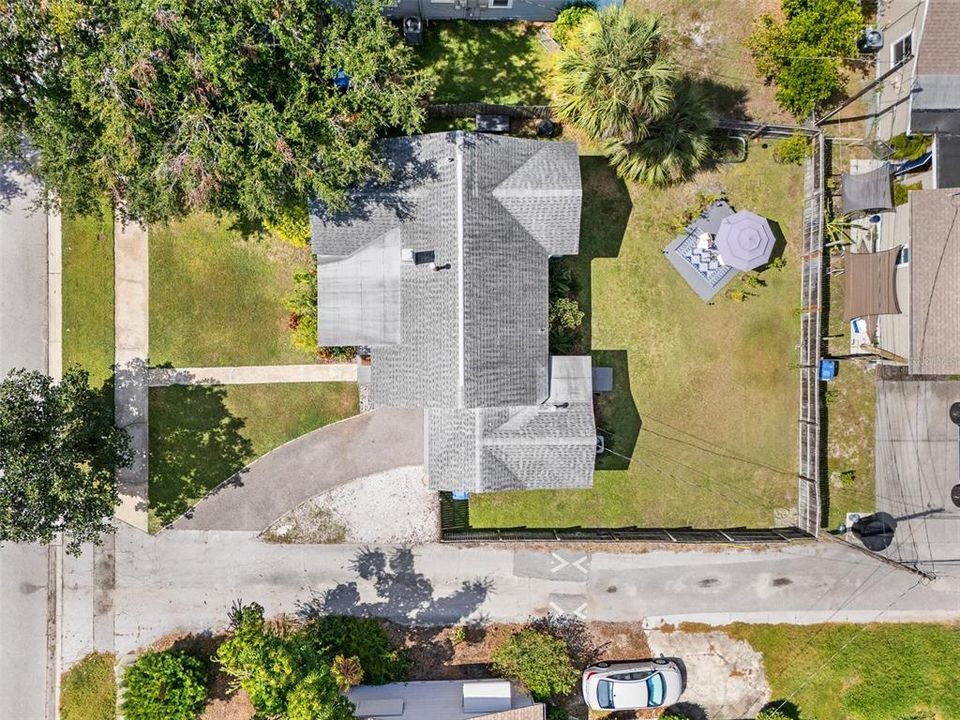 For Sale: $394,999 (2 beds, 1 baths, 875 Square Feet)