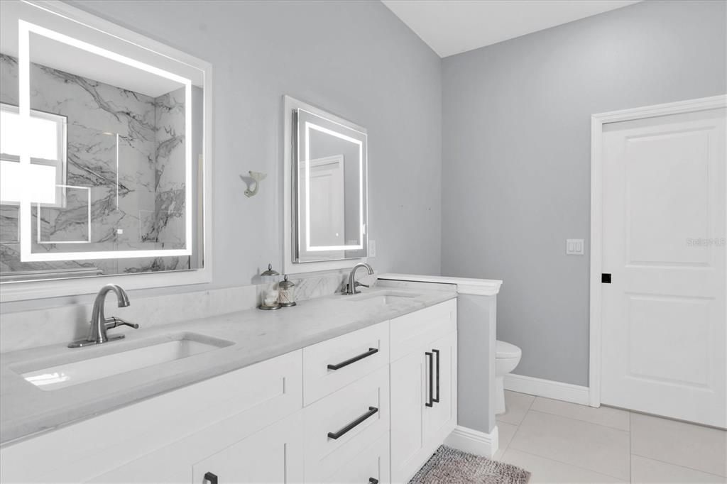 For Sale: $446,695 (3 beds, 2 baths, 2004 Square Feet)