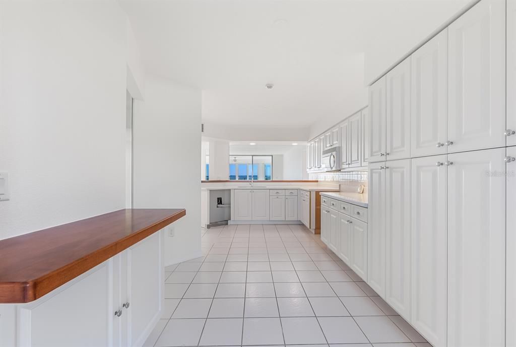 待售: $1,850,000 (3 贝兹, 3 浴室, 2676 平方英尺)