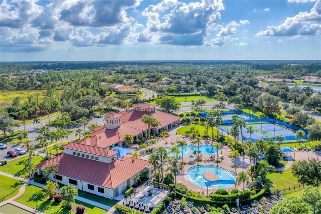 For Sale: $325,000 (2 beds, 2 baths, 1710 Square Feet)