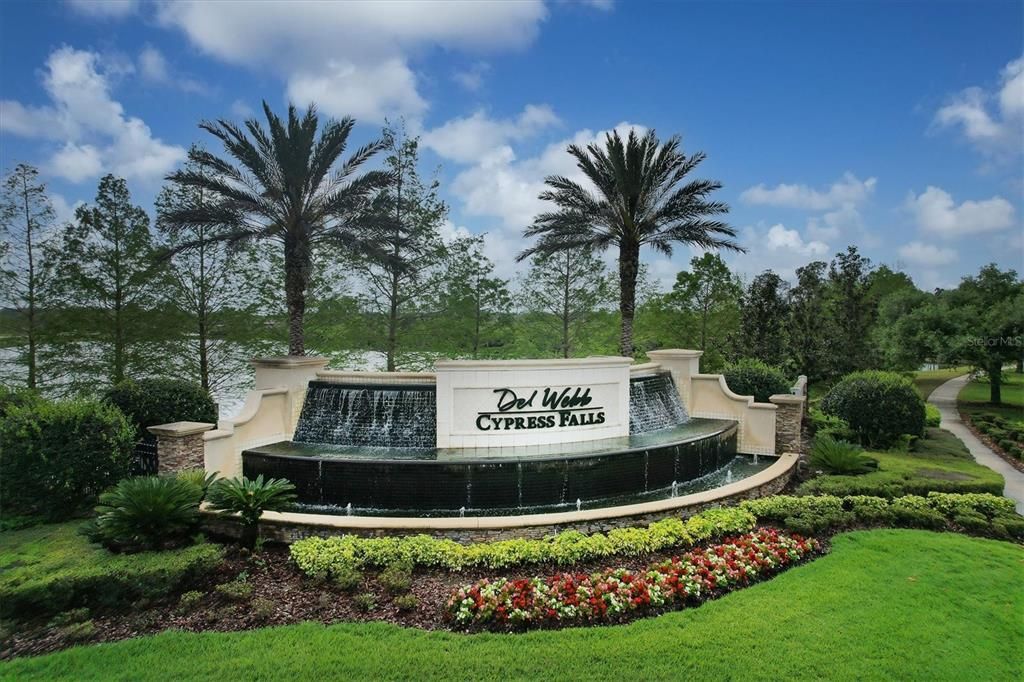 For Sale: $325,000 (2 beds, 2 baths, 1710 Square Feet)