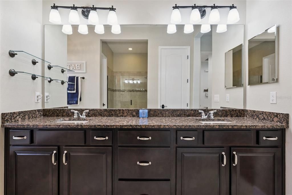 待售: $899,900 (3 贝兹, 2 浴室, 3154 平方英尺)