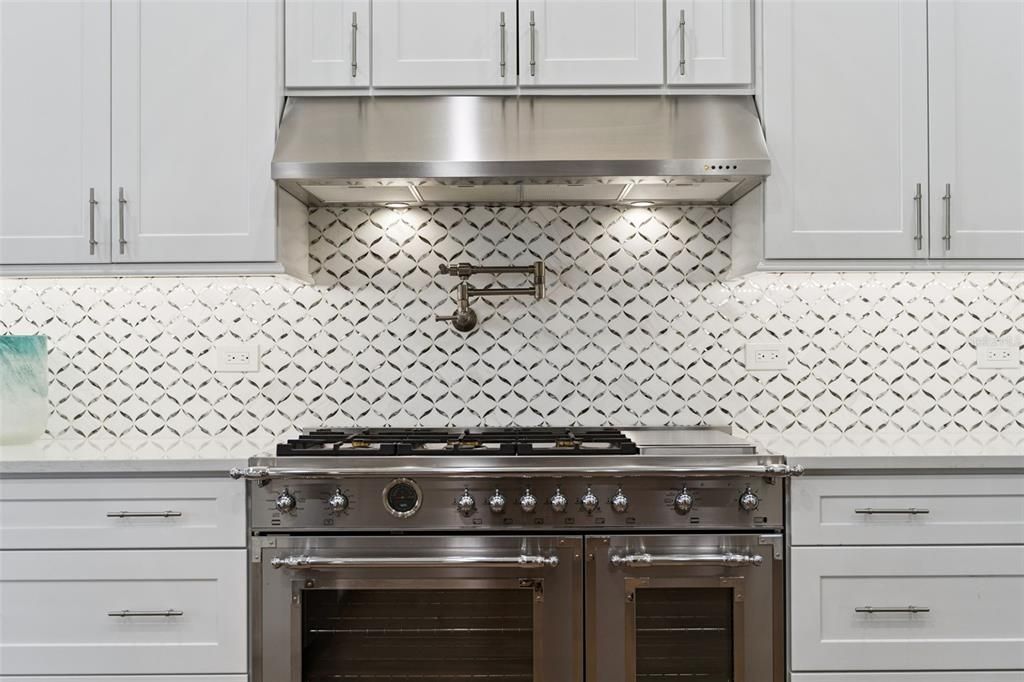 待售: $899,900 (3 贝兹, 2 浴室, 3154 平方英尺)