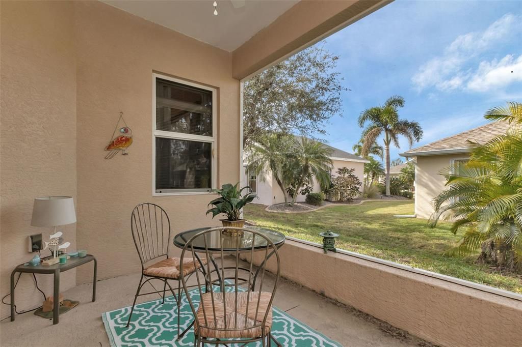 合同活跃: $260,000 (2 贝兹, 2 浴室, 1509 平方英尺)