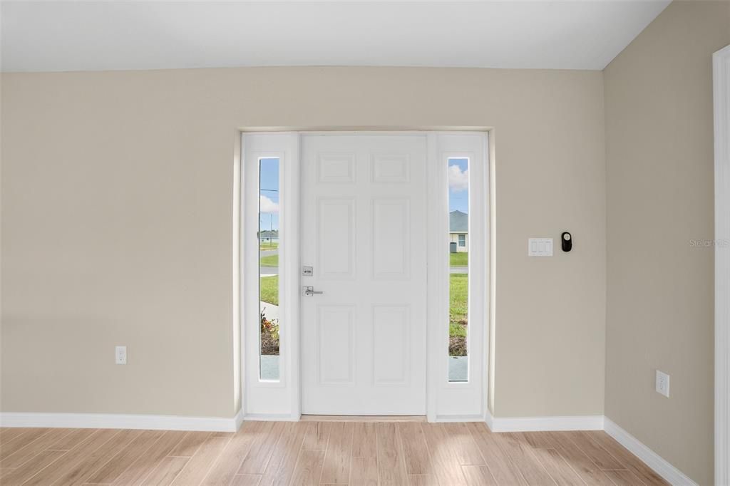 В аренду: $2,295 (4 спален, 3 ванн, 1683 Квадратных фут)