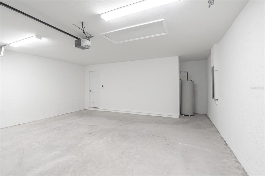 В аренду: $2,295 (4 спален, 3 ванн, 1683 Квадратных фут)