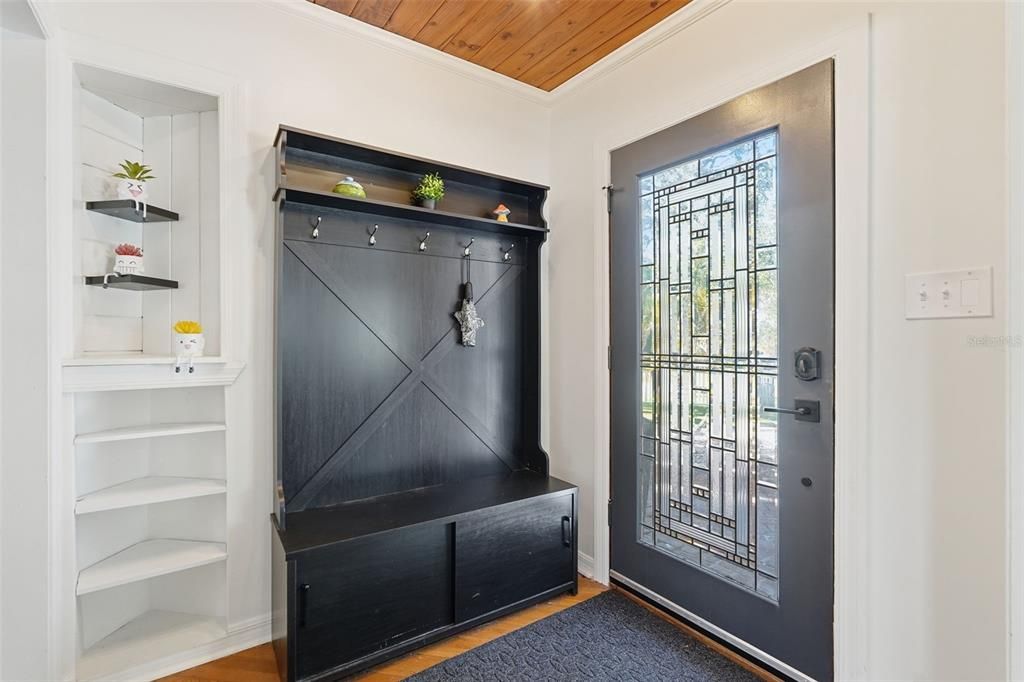 For Sale: $1,100,000 (4 beds, 3 baths, 2451 Square Feet)