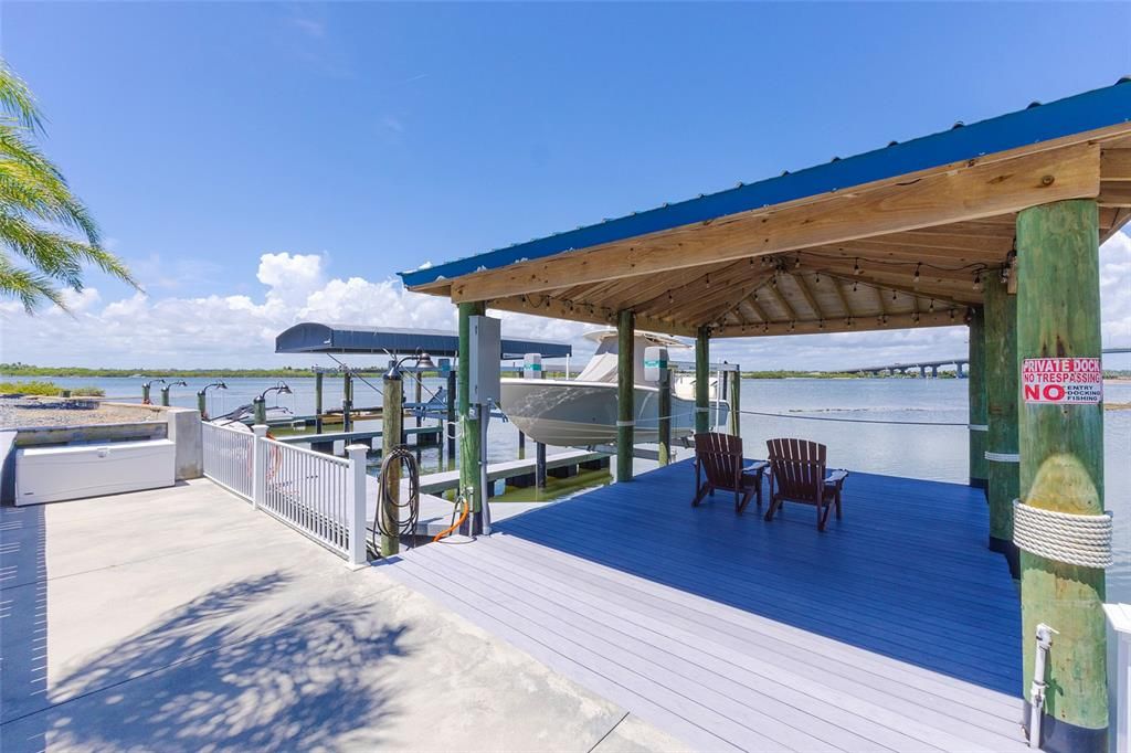 For Sale: $399,000 (0.18 acres)