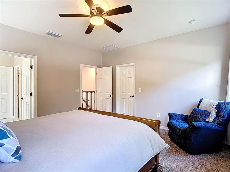 Active With Contract: $380,000 (3 beds, 2 baths, 1920 Square Feet)