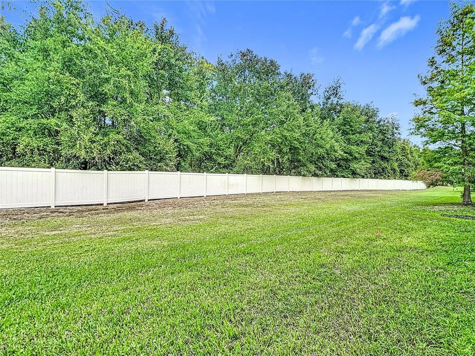 Active With Contract: $380,000 (3 beds, 2 baths, 1920 Square Feet)